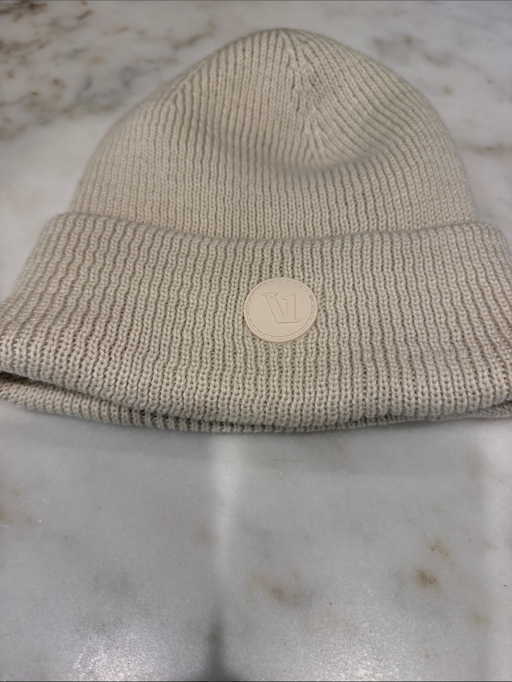 Vuori Cardiff Beanie, Bone, O/S, like new! Unisex